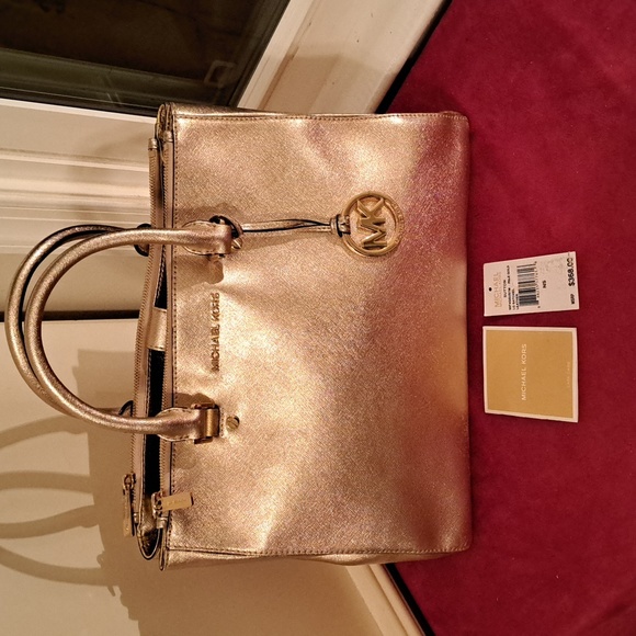 SOLD NEW  Michael Kors Sutton Pale Gold Leather Satchel/CBwithTags - Picture 2 of 14